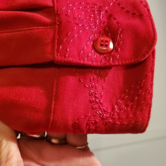 Koret Red Lady's Soft Glass Beaded and Appliqued Shirt So Classy! - Picture 6 of 8